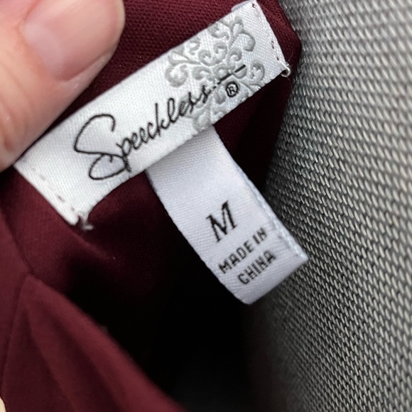 Everyday Speechless Maroon Dress Size Medium - Picture 7 of 7